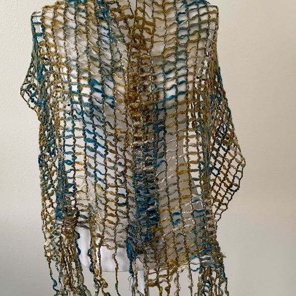 Scarf - Picture 1 of 7